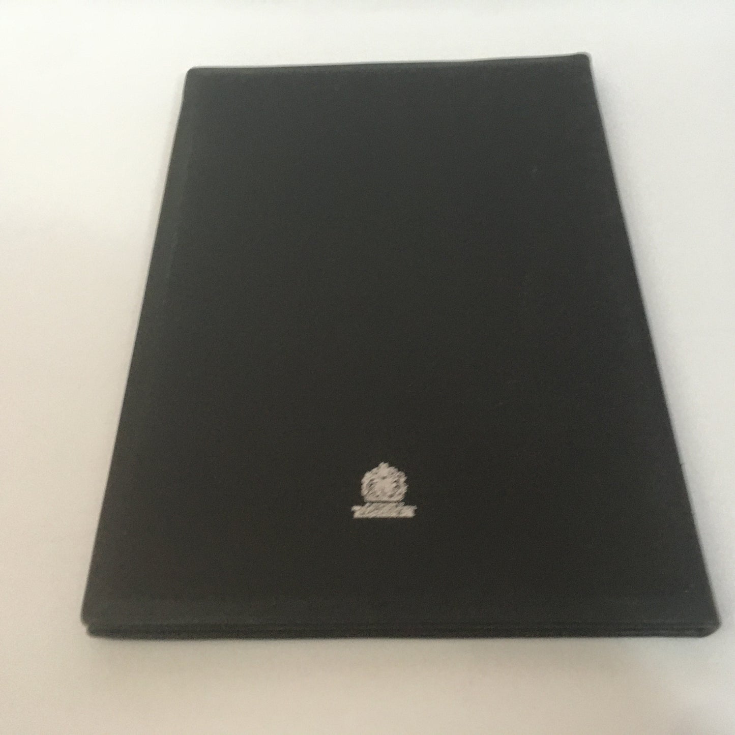 Rolls-Royce, Edizione Speciale e Personalizzata Rivista Makers of the Best Car in the World con Firma Originale di George Fenn - Raggi's Collectibles' Automotive Art