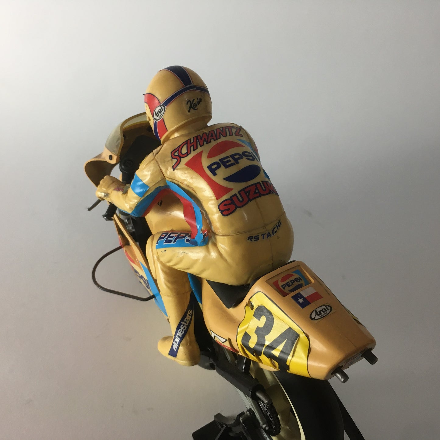Suzuki, Kyosho RC Suzuki RGV Gamma 500 Kevin Schwantz 1:8 Prima Serie con Forcella Sterzante - Raggi's Collectibles' Automotive Art