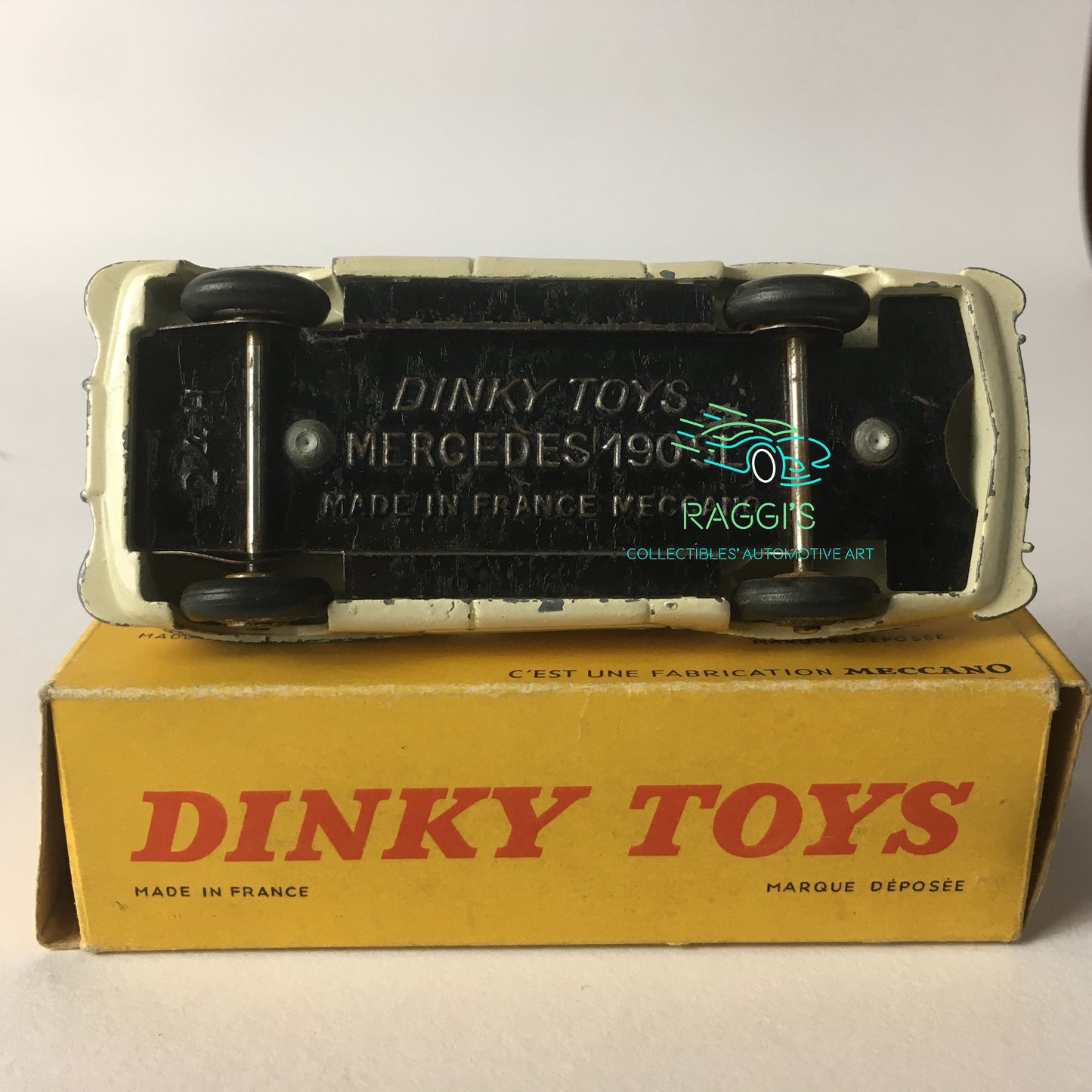 Mercedes-Benz, Modellino in Metallo Pressofuso Dinky Toys Mercedes 190 SL Ref. 24 H Anno 1960 Scala 1:43 - Raggi's Collectibles' Automotive Art