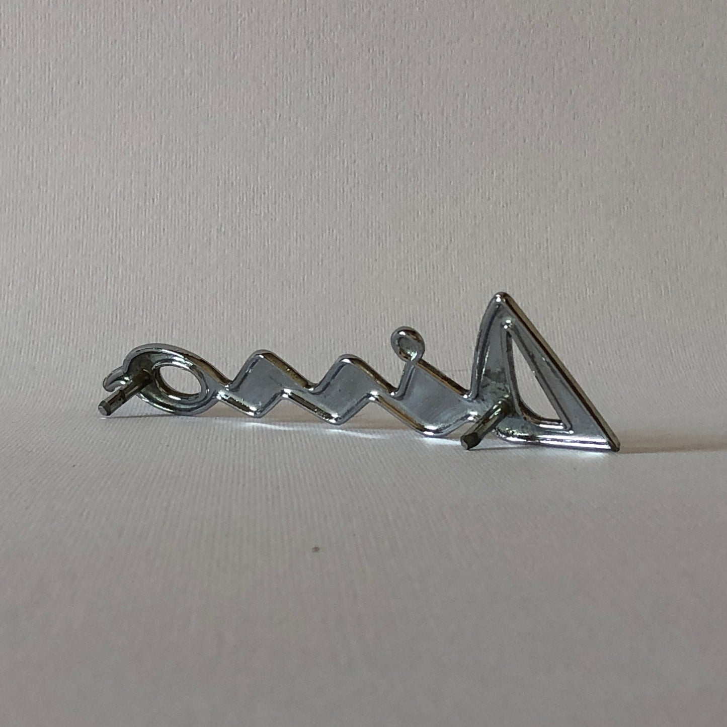 Fiat, Scritta in Metallo Cromato per Fiat Dino, Scritta Posteriore, Laterale o Interno Vettura - Raggi's Collectibles' Automotive Art