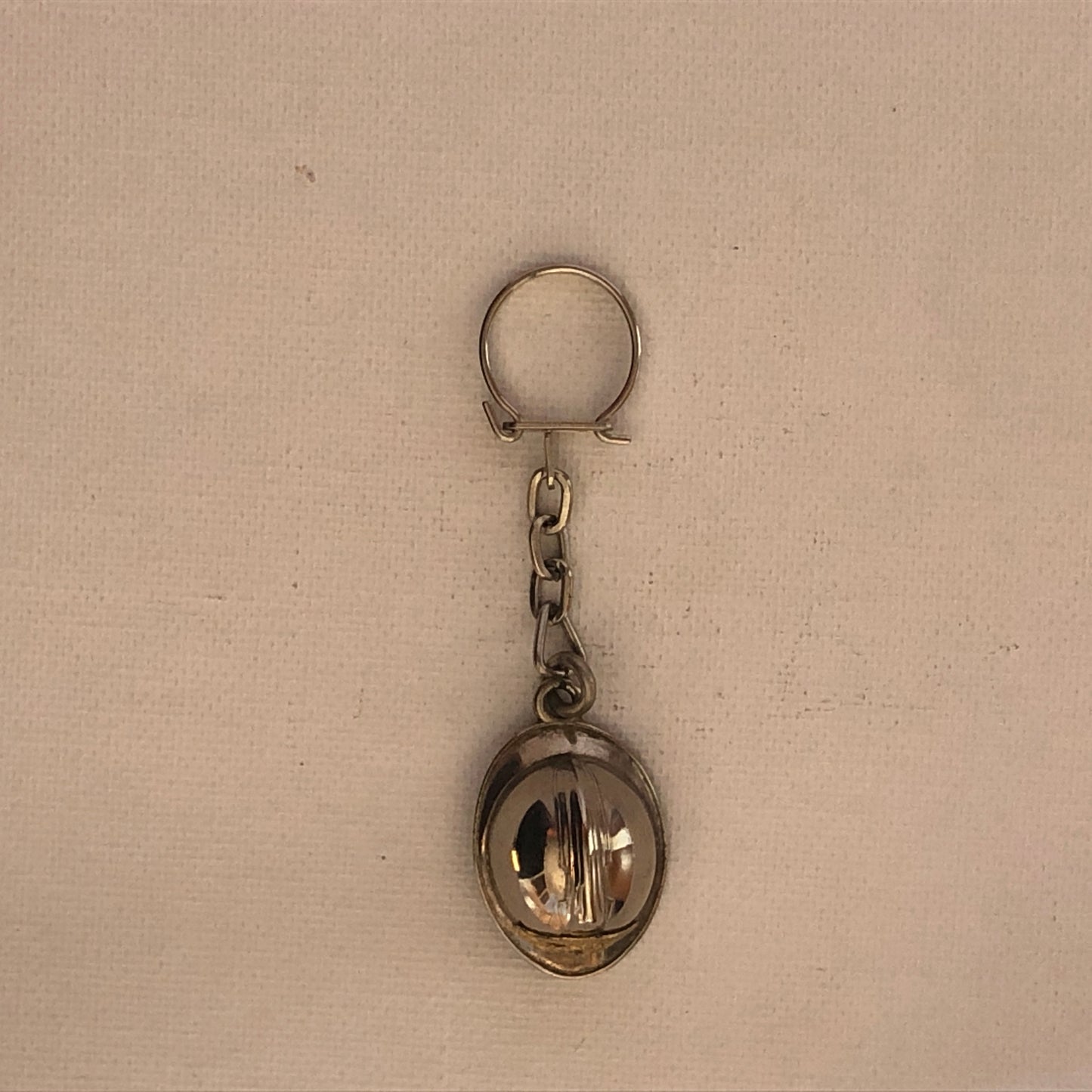 Vigili del Fuoco, Portachiavi a Forma di Elmo in Metallo con Scritta Sapeurs Pompiers Francaise - Raggi's Collectibles' Automotive Art