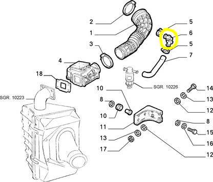 Lancia Thema Raccordo Tubo Flessibile Aspirazione Aria Nuovo Originale 82477811