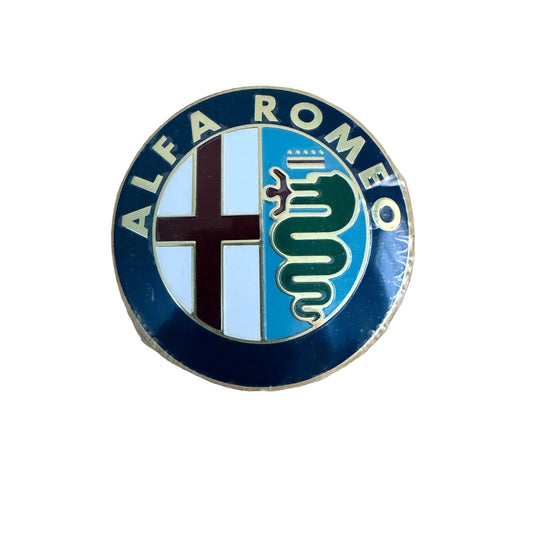 Alfa Romeo 155 e 166 Stemma Posteriore Nuovo Originale 60777672 - Raggi's Automobilia e Ricambi Auto