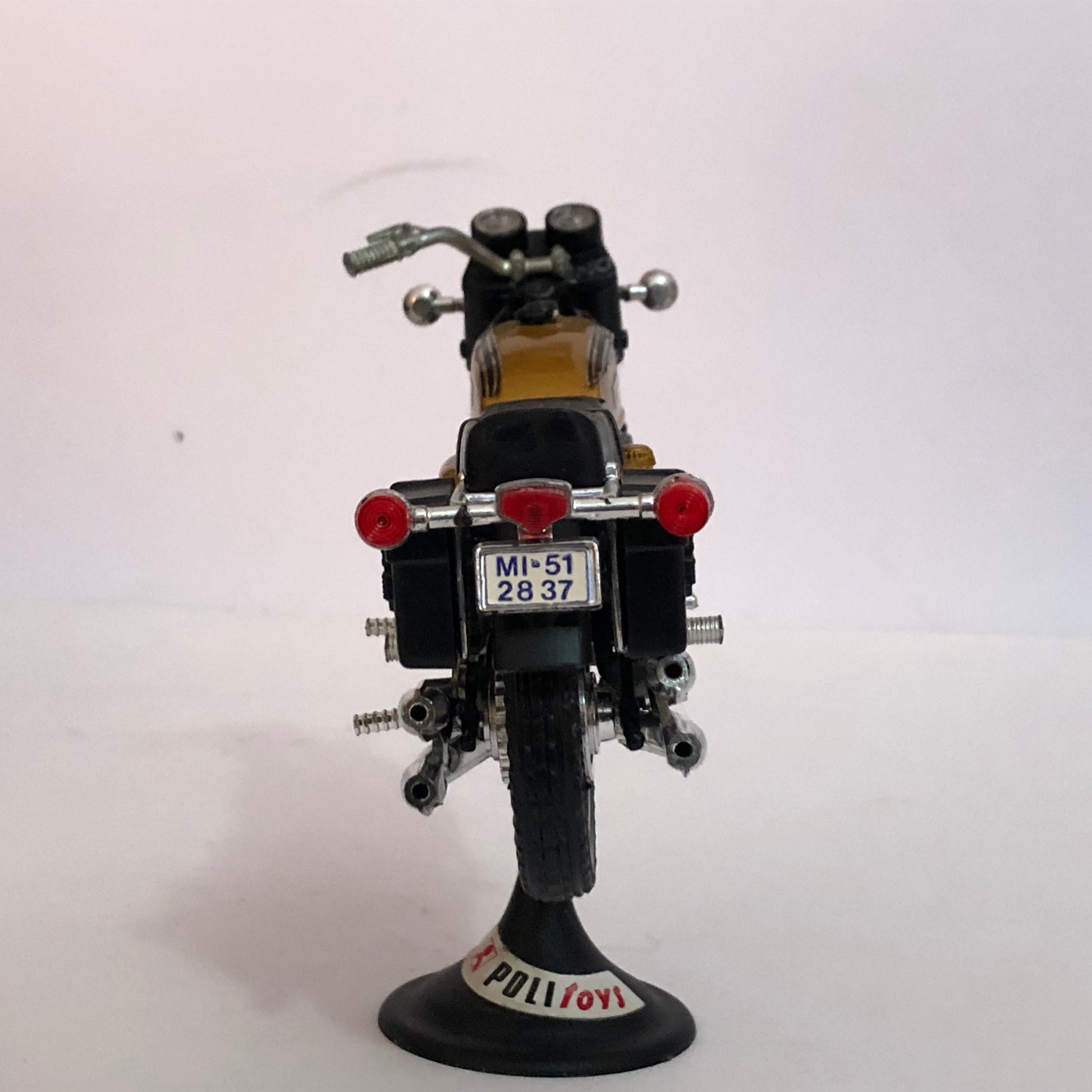 Honda, Modellino in Metallo Pressofuso Politoys Honda 750 Four Scala 1:15, Made in Italy - Raggi's Collectibles' Automotive Art