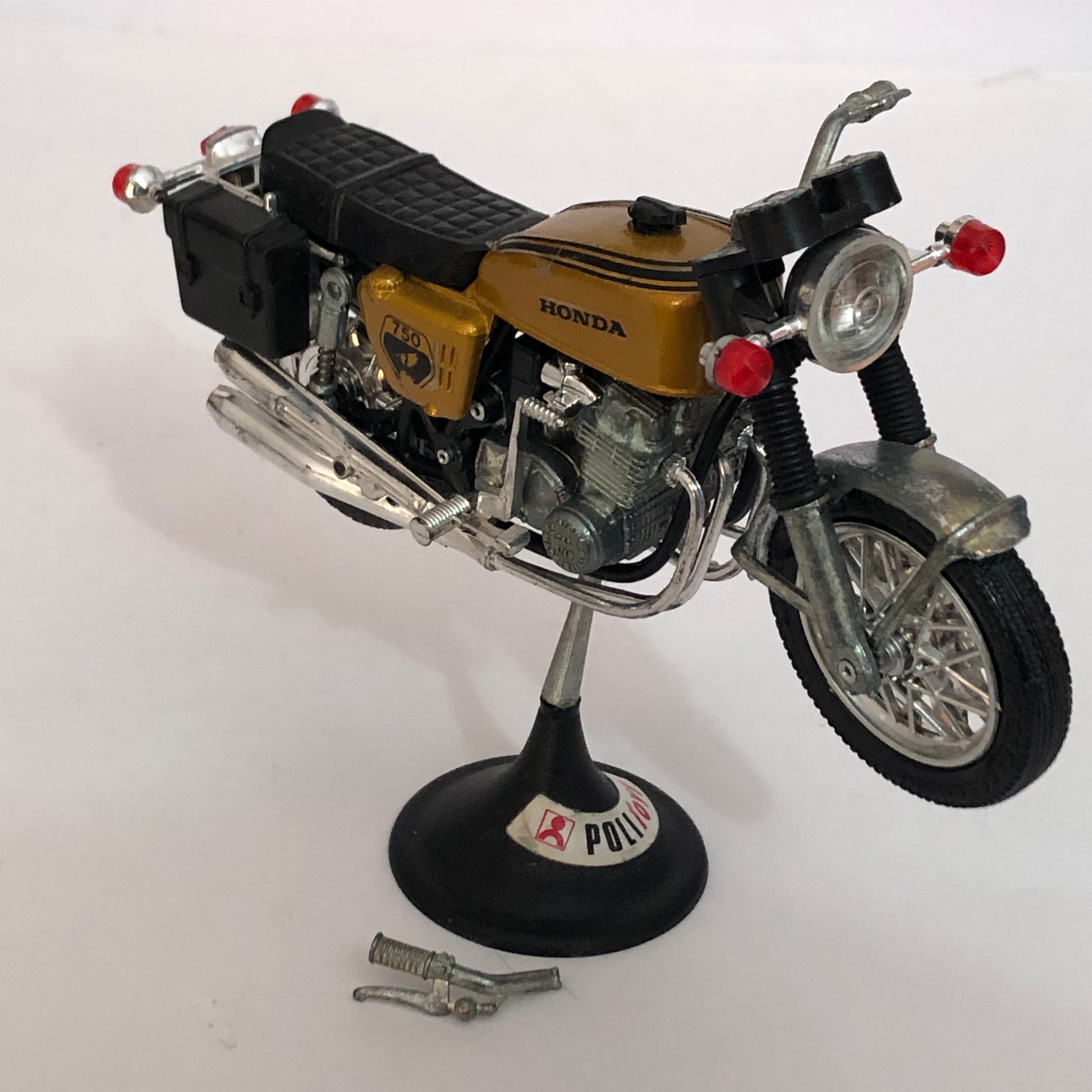 Honda, Modellino in Metallo Pressofuso Politoys Honda 750 Four Scala 1:15, Made in Italy - Raggi's Collectibles' Automotive Art