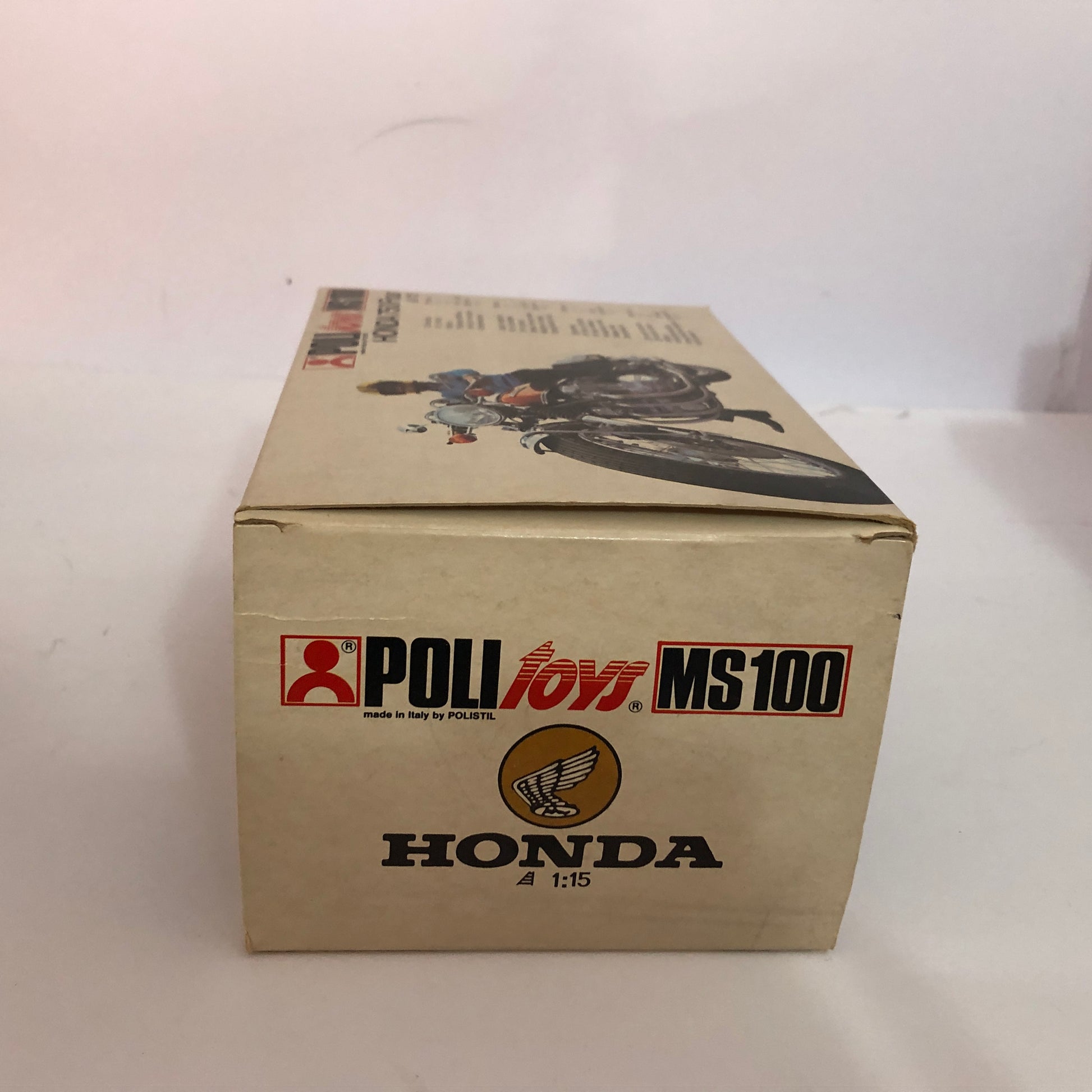 Honda, Modellino in Metallo Pressofuso Politoys Honda 750 Four Scala 1:15, Made in Italy - Raggi's Collectibles' Automotive Art