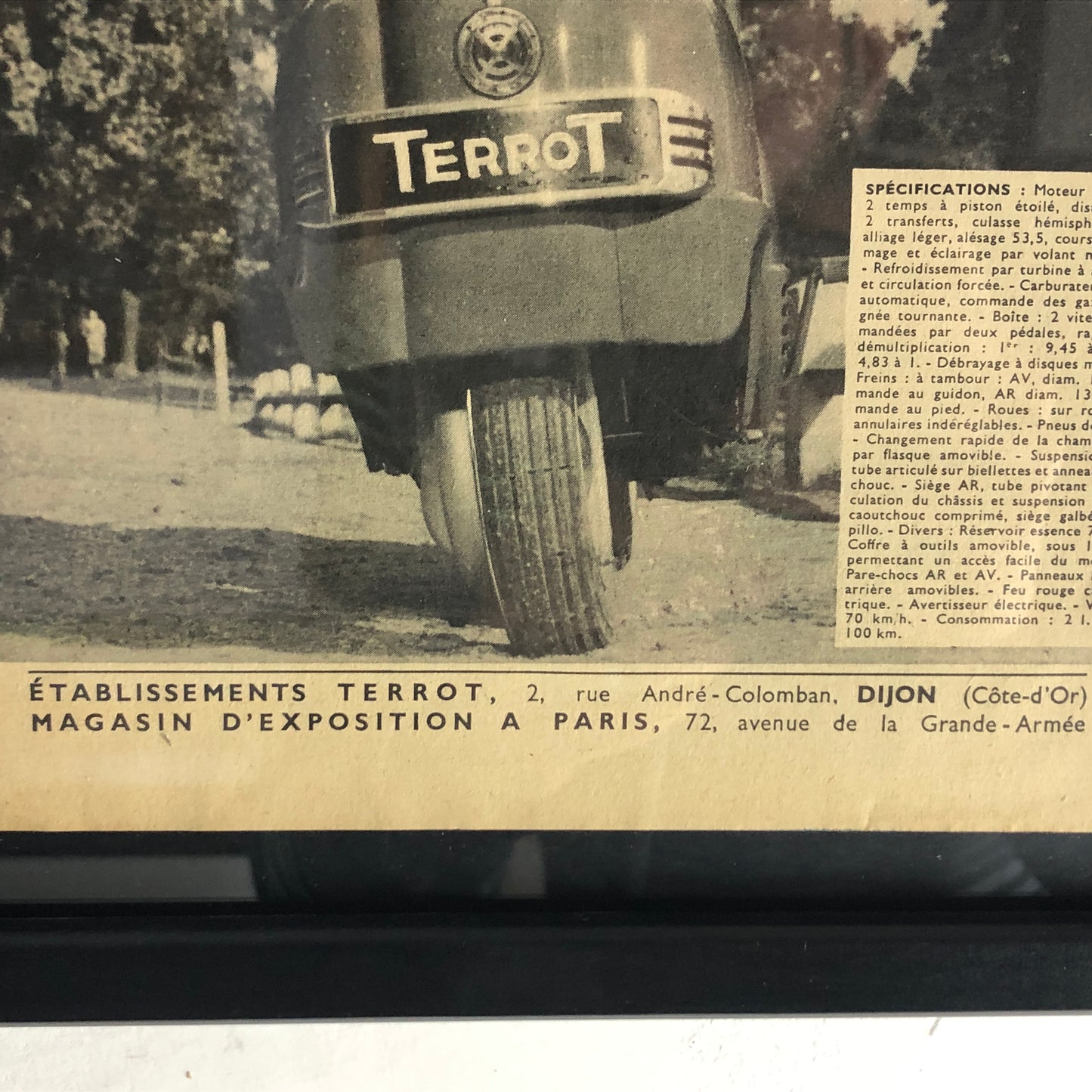 Terrot, Advertisement Year 1954 Terrot Scooter with Technical Specifications in French