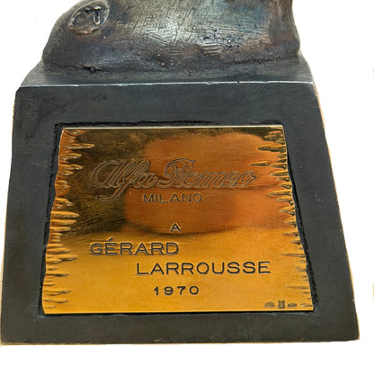 Alfa Romeo, Trofeo del 1970 Marcello Mascherini, Esemplare Nominativo Gérard Larrousse Originale d'Epoca Completo di Frutto e Targhetta in Oro 18 Kt - Raggi's Automobilia e Ricambi Auto