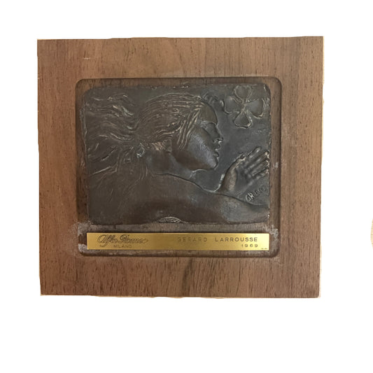 Alfa Romeo, Trofeo del 1969 Emilio Greco, Esemplare Nominativo Gérard Larrousse Originale d'Epoca con Targhetta in Oro 18 Kt - Raggi's Automobilia e Ricambi Auto
