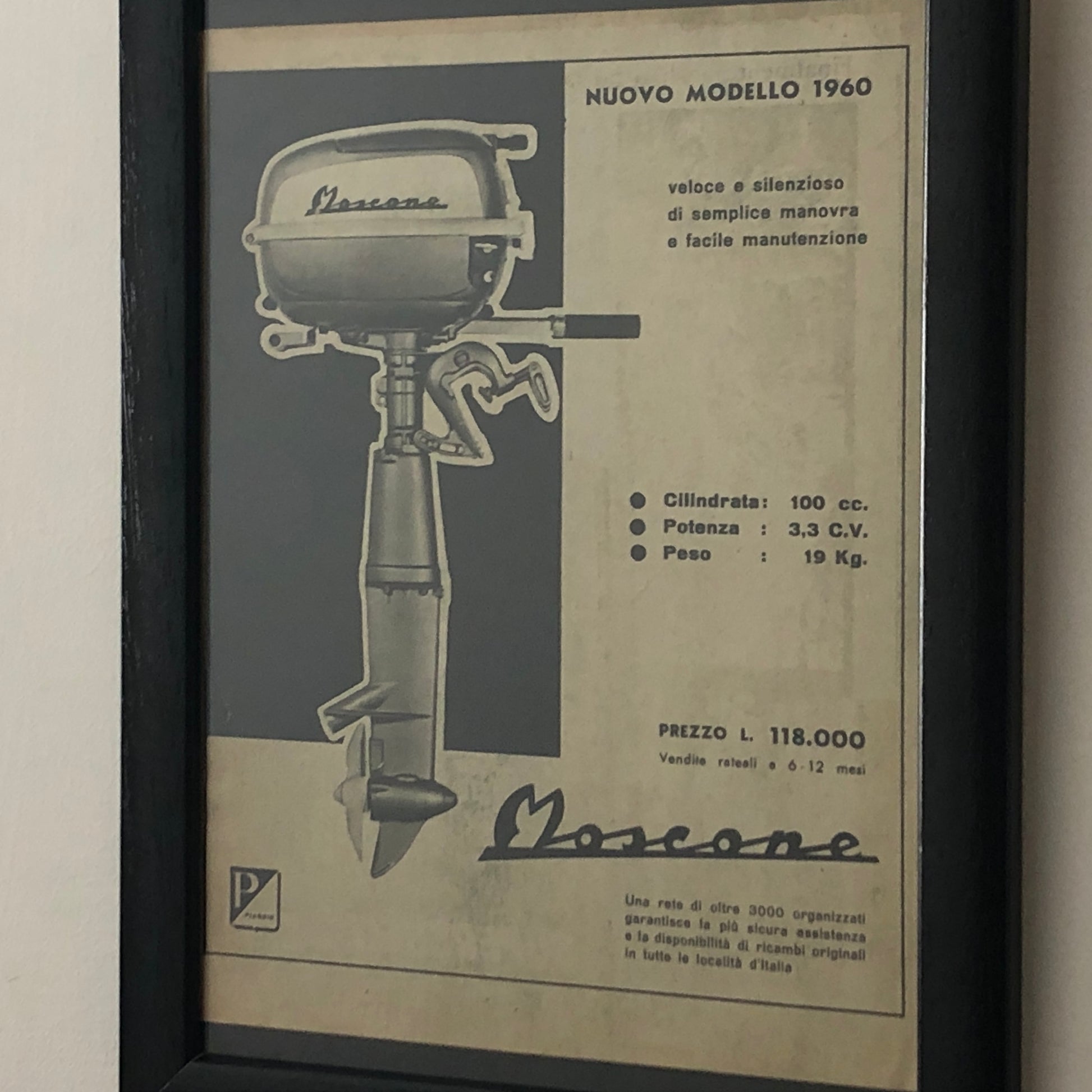 Piaggio, Pubblicità Anno 1960 Motore Marino Piaggio Moscone con Didascalia in Italiano - Raggi's Collectibles' Automotive Art