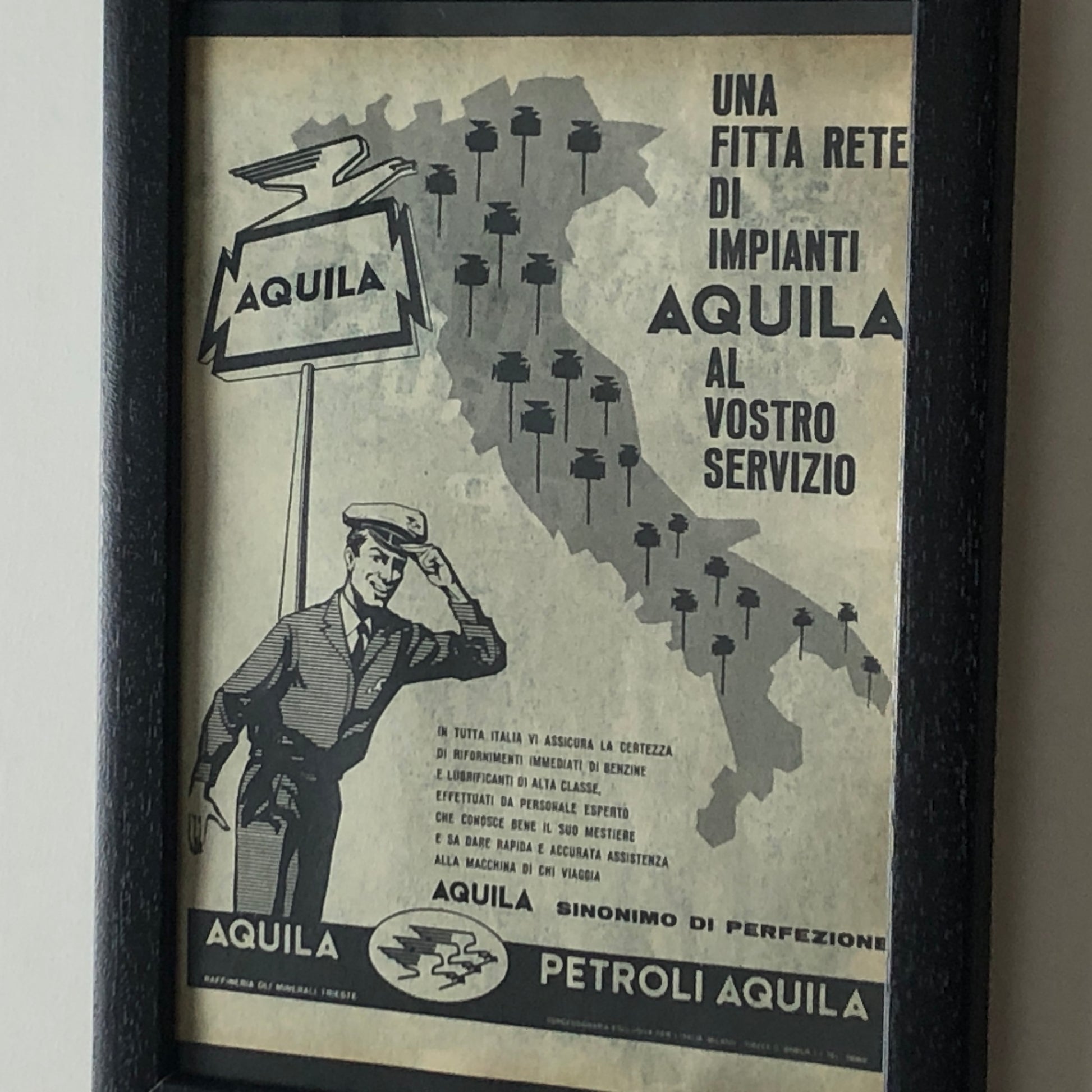 Aquila Raffineria Oli Minerali Trieste, Pubblicità Anno 1960 Rete Impianti Petroli Aquila in Italia - Raggi's Collectibles' Automotive Art