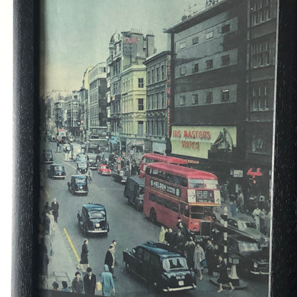 Fotografia Anno 1960 Londra Oxford Street con Didascalia in Italiano - Raggi's Collectibles' Automotive Art