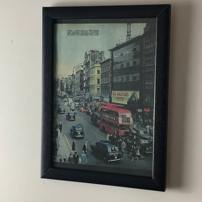 Fotografia Anno 1960 Londra Oxford Street con Didascalia in Italiano - Raggi's Collectibles' Automotive Art