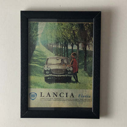 Lancia, Pubblicità Anno 1960 Lancia Flavia con Didascalia in Italiano - Raggi's Collectibles' Automotive Art