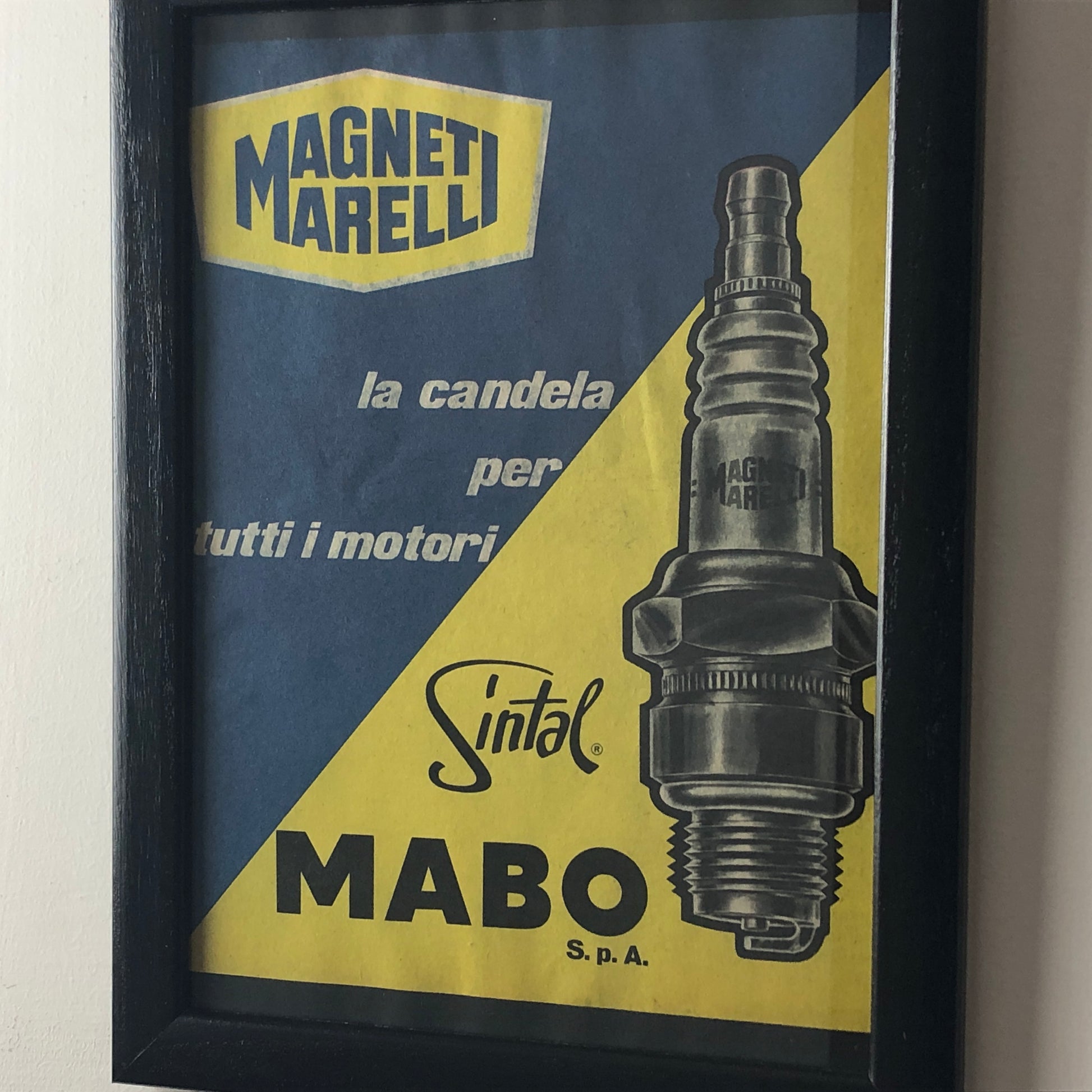 Magneti Marelli, Pubblicità Anno 1960 Candele Magneti Marelli Sintal Disegnata da Amleto Dalla Costa - Raggi's Collectibles' Automotive Art