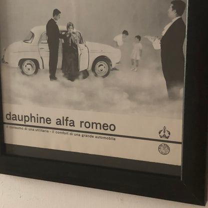 Alfa Romeo Pubblicità Anno 1960 Alfa Romeo Dauphine Gioiello di Eleganza - Raggi's Collectibles' Automotive Art