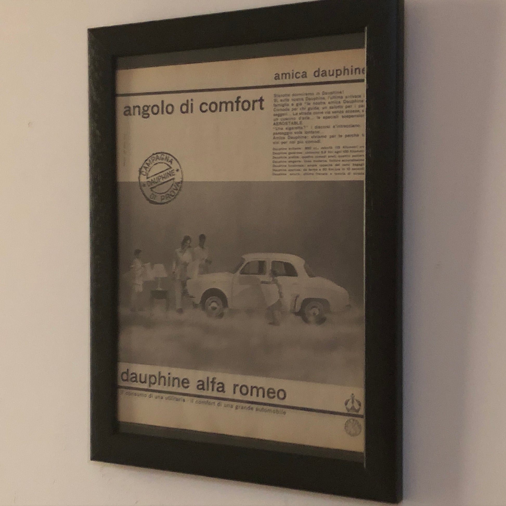 Alfa Romeo, Pubblicità Anno 1960 Alfa Romeo Dauphine Angolo di Comfort - Raggi's Collectibles' Automotive Art