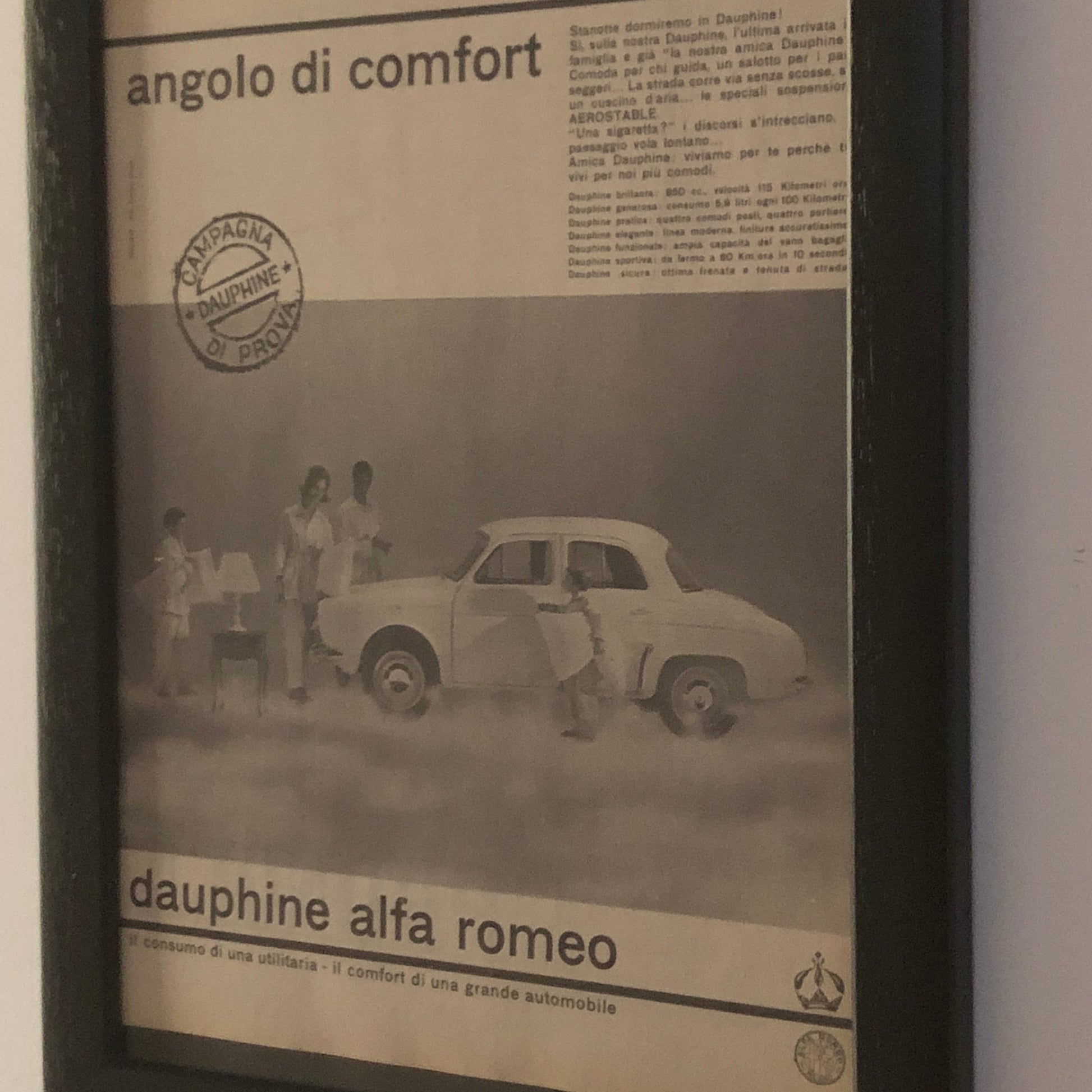 Alfa Romeo, Pubblicità Anno 1960 Alfa Romeo Dauphine Angolo di Comfort - Raggi's Collectibles' Automotive Art