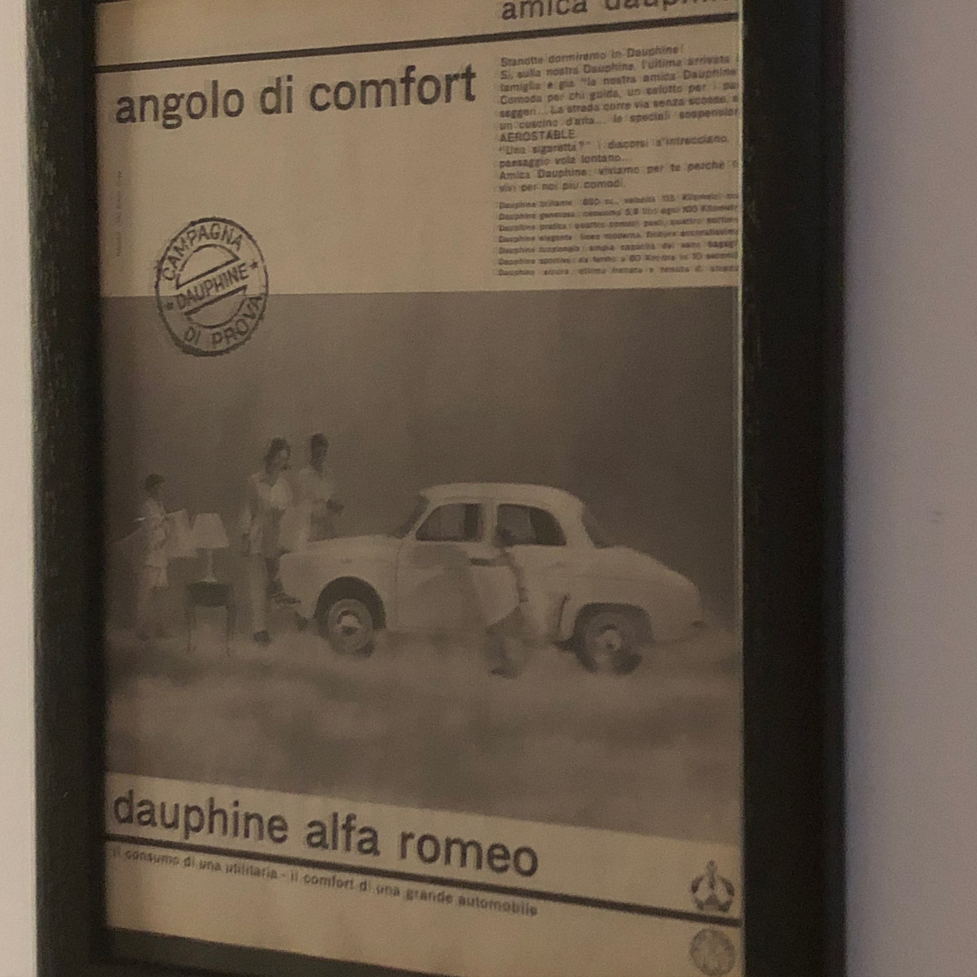 Alfa Romeo, Pubblicità Anno 1960 Alfa Romeo Dauphine Angolo di Comfort - Raggi's Collectibles' Automotive Art