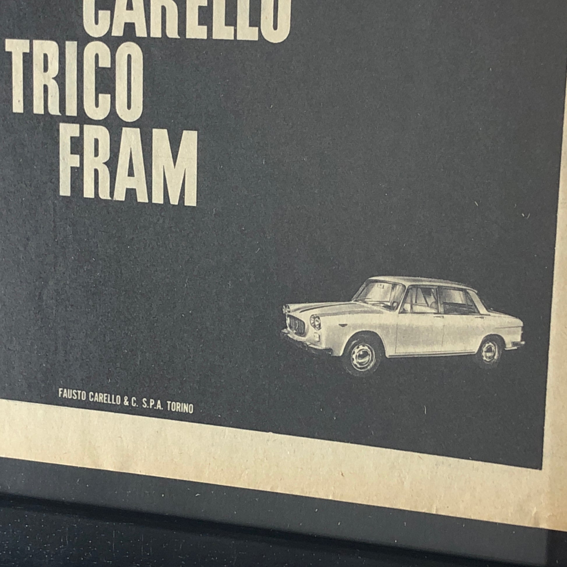 Fausto Carello e Lancia, Pubblicità Anno 1960 la Lancia Flavia è Equipaggiata con Carello Trico Fram - Raggi's Collectibles' Automotive Art