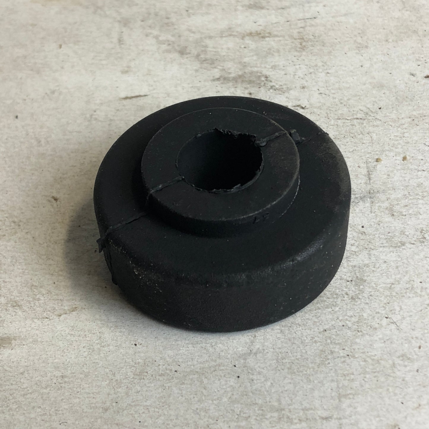 Lancia Thesis Rear Shock Absorber Rubber Pad New Original 60681081 60662166