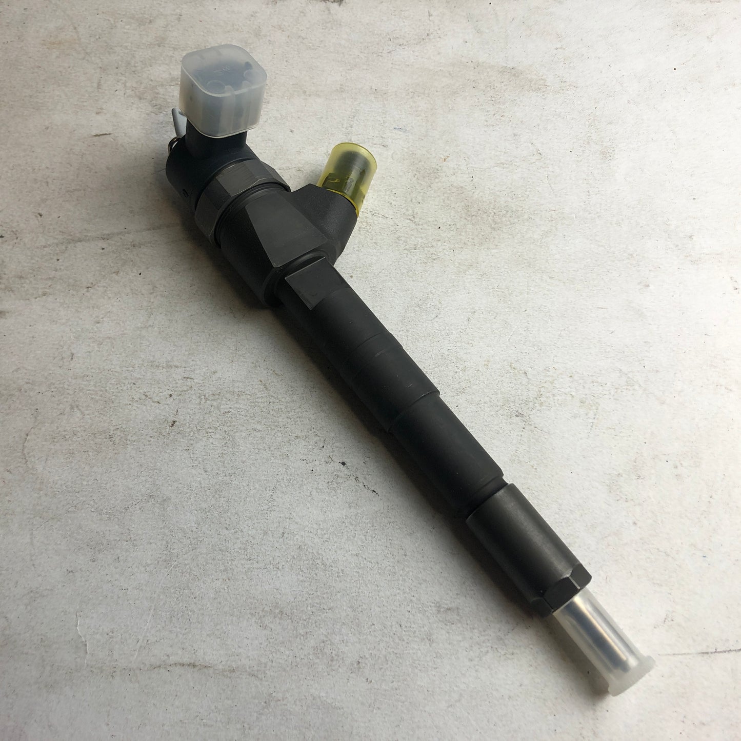 Lancia Thesis 2400 JTD 20V Injector New Original 55193808 55192489 55192534