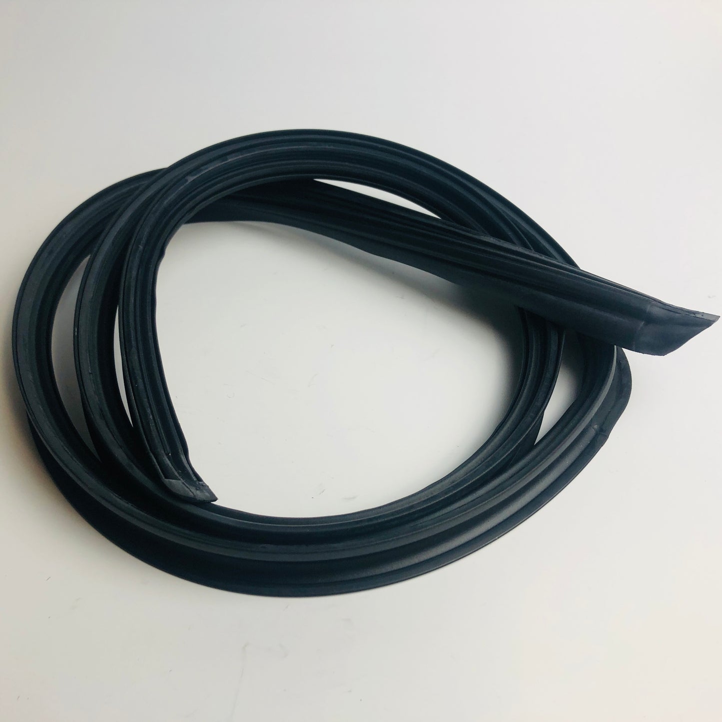 Lancia K Rear Right Window Rubber Weather Strip New Original 46465334