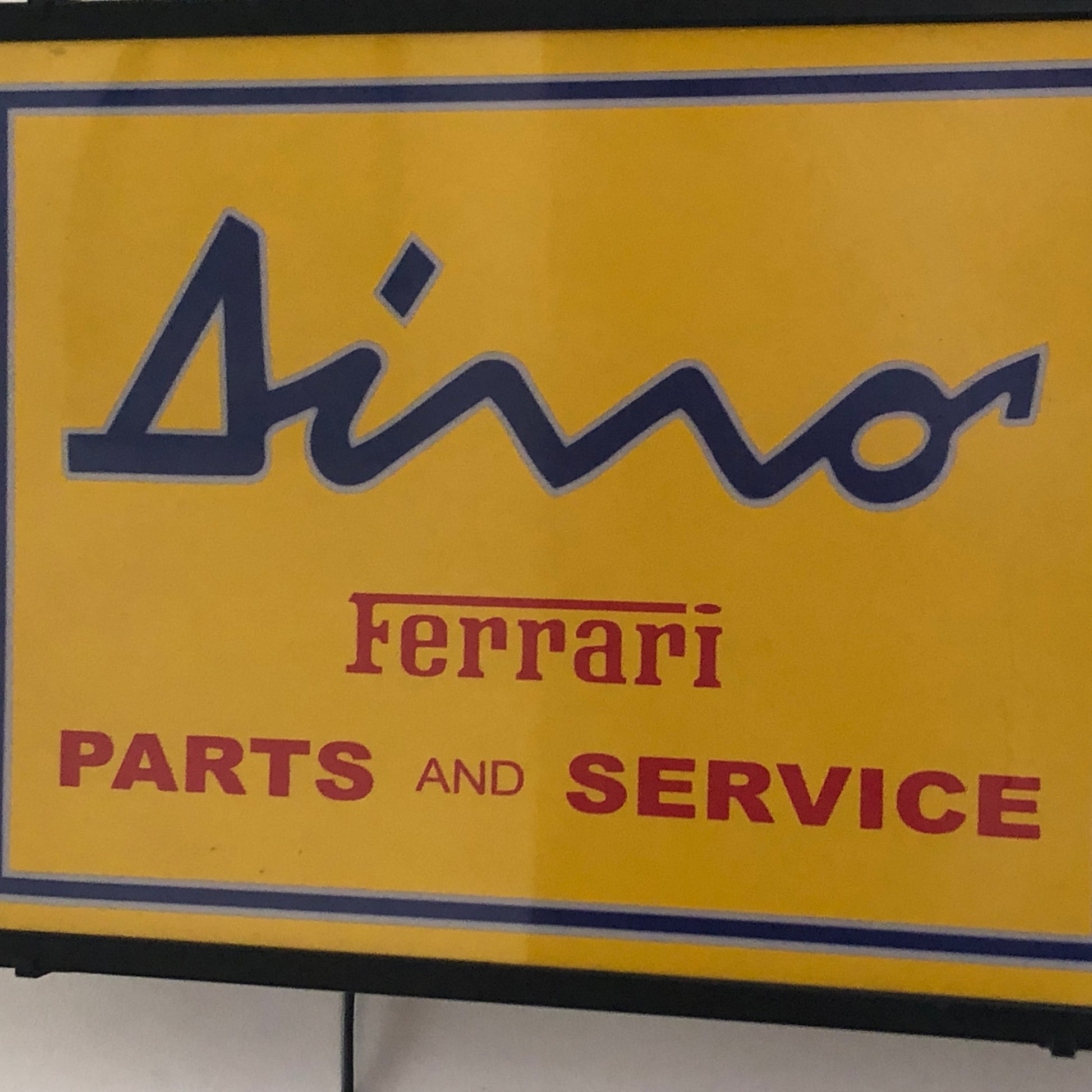 Ferrari, Insegna Luminosa Vintage Dino Ferrari Parts and Service Originale Anni '70 - Raggi's Collectibles' Automotive Art