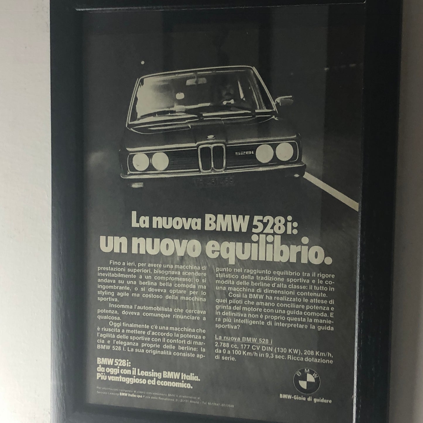 BMW, Pubblicità Anno 1978 la Nuova BMW 528i un Nuovo Equilibrio