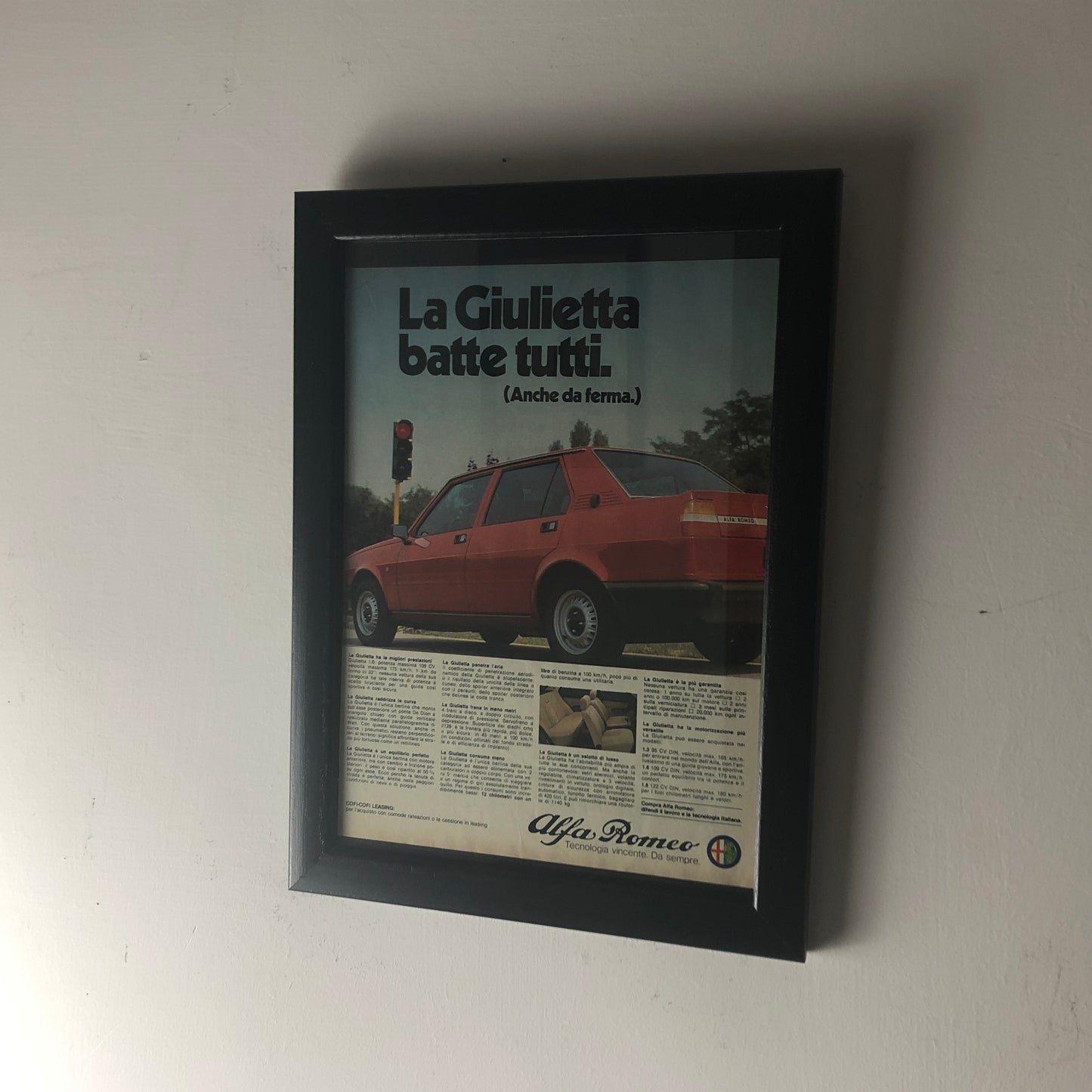 Alfa Romeo, Pubblicità Anno 1981 la Giulietta Batte Tutti Anche da Ferma