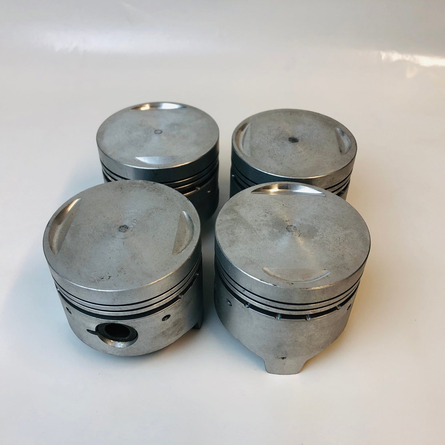 Lancia Beta 2000 4 Increased Pistons +0.04 New Original 4359977