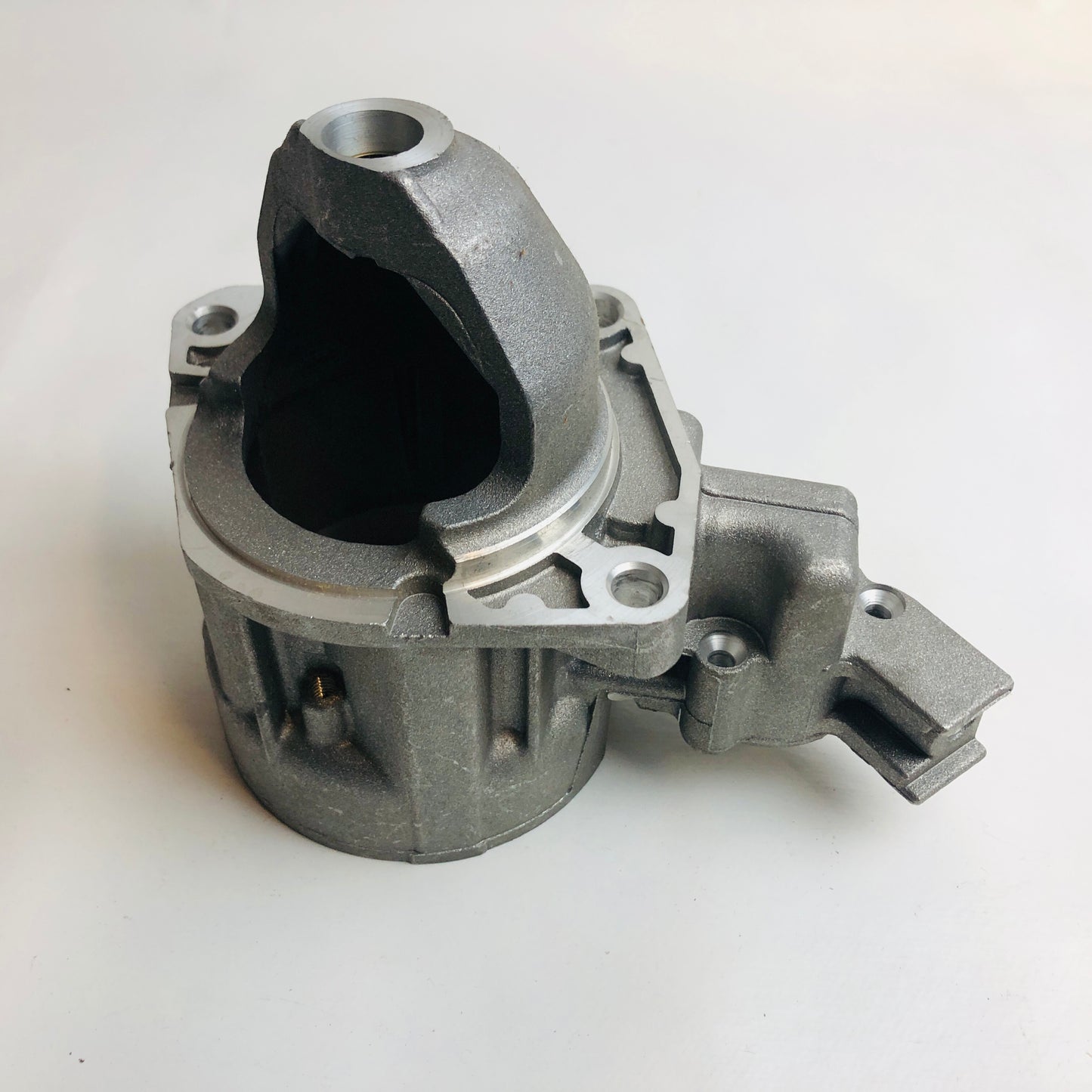 Lancia Delta R86 e Dedra TD Supporto Motorino Avviamento Nuovo Originale 9939636