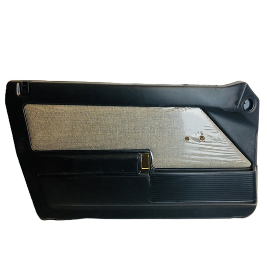 Lancia Delta 1300 e 1500 Pannello Portiera Anteriore Sinistra Nuovo Originale 82400703