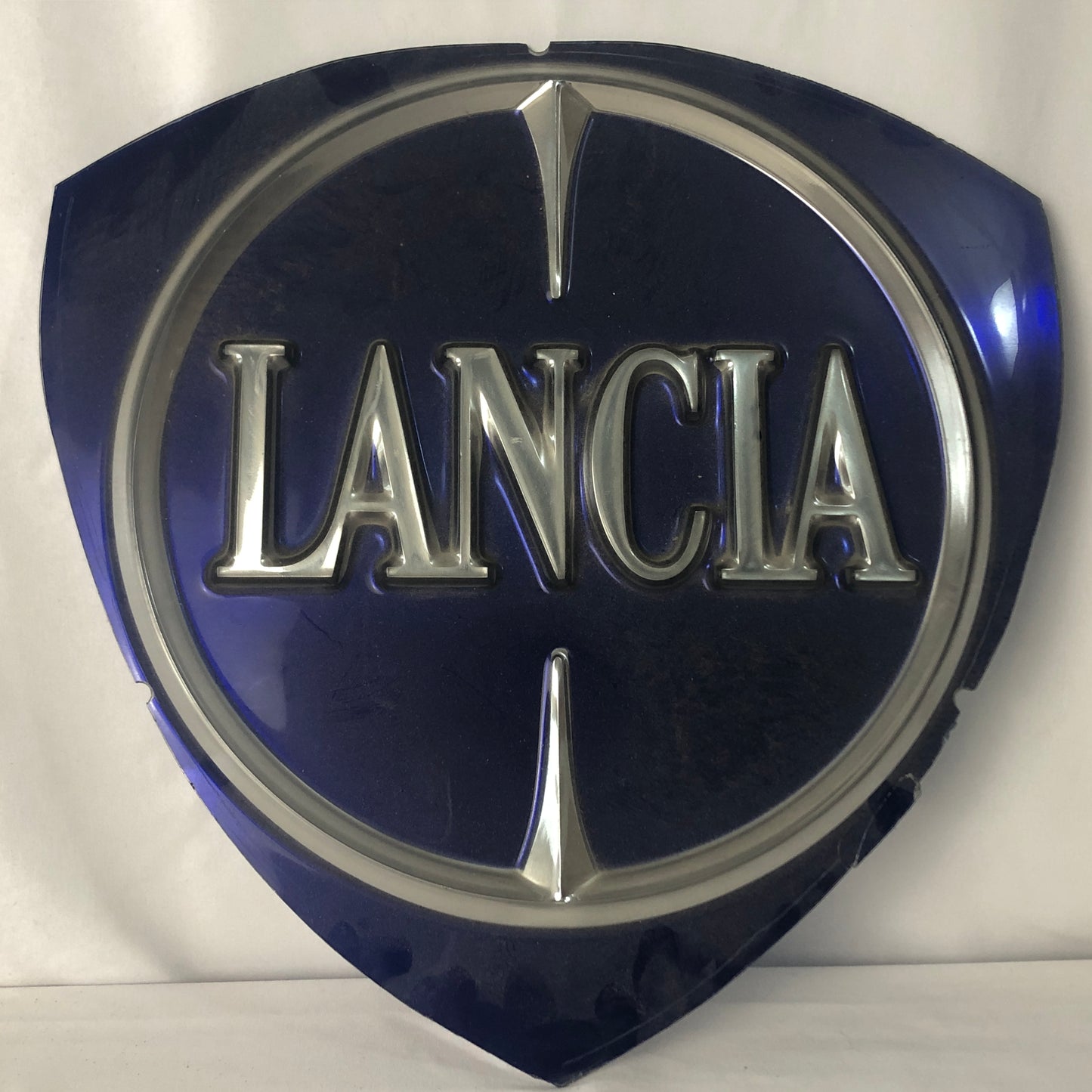 Lancia, Pannello Originale per Insegna Luminosa Lancia Dimensioni 36x35 cm - Raggi's Collectibles' Automotive Art