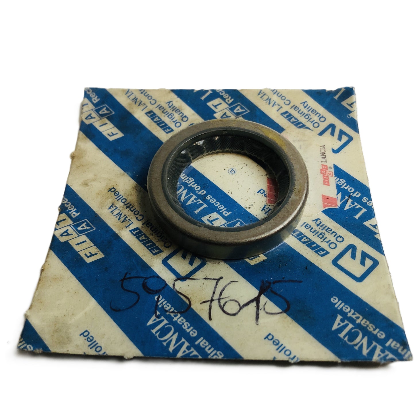 Lancia Delta Integrale 8V Guarnizione di Tenuta Pompa Olio Nuova Originale 5957615 40005010 - Raggi's Collectibles' Automotive Art