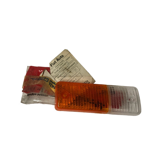 Lancia Gamma Plastica Fanalino Anteriore Sinistro Olsa Nuova Originale 82337111 - Raggi's Collectibles' Automotive Art