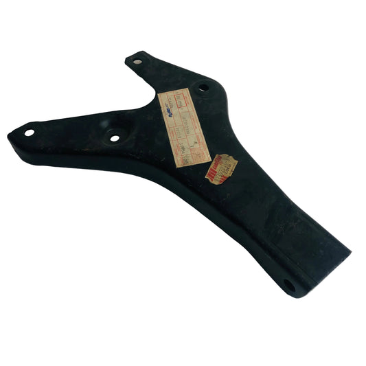 Lancia Delta e Prisma 1300 e 1500 Staffa Tassello Elastico Sospensione Motore Nuova Originale 82352008 - Raggi's Collectibles' Automotive Art