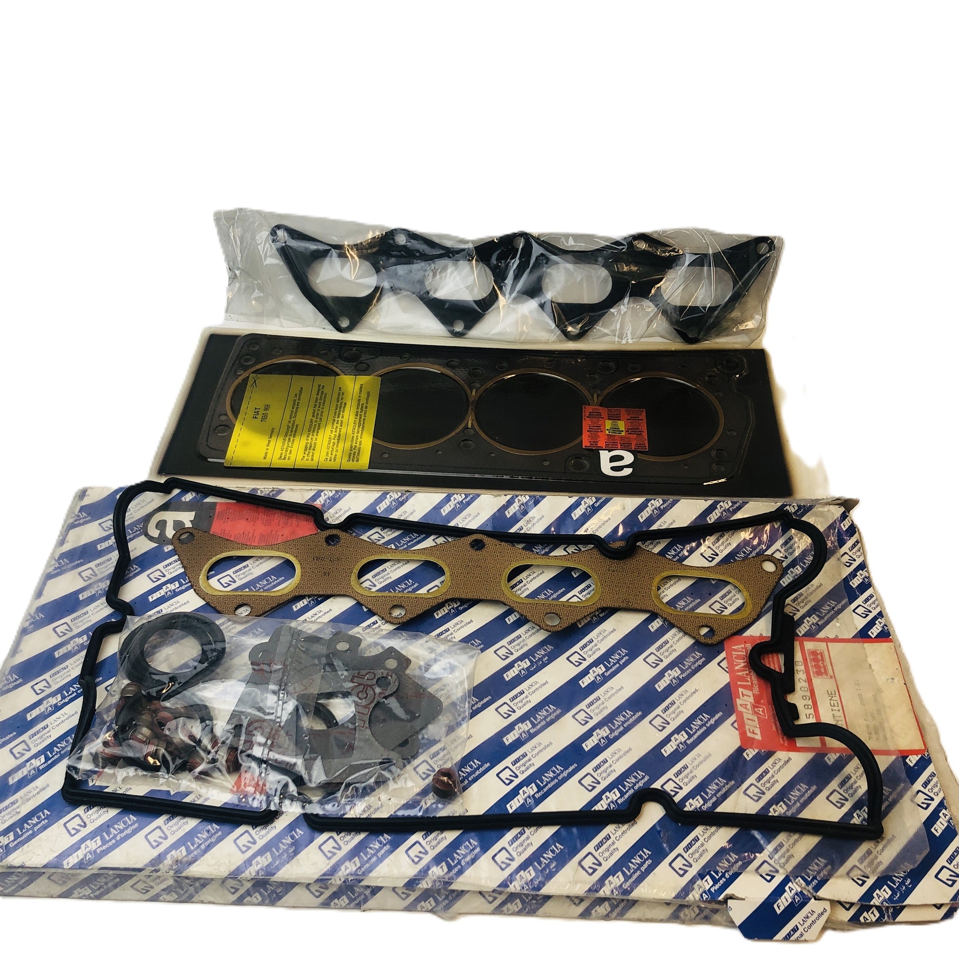 Lancia Thema 2000 TB 16V Serie Guarnizioni Motore Nuova Originale 5890230 5892357 - Raggi's Collectibles' Automotive Art