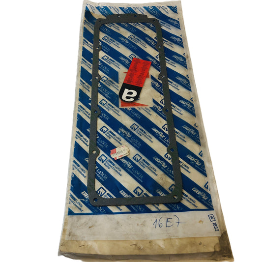 Lancia Delta TD R86 Guarnizione di Tenuta Coperchio Testa Cilindri Nuova Originale 5980056 7794462 - Raggi's Collectibles' Automotive Art