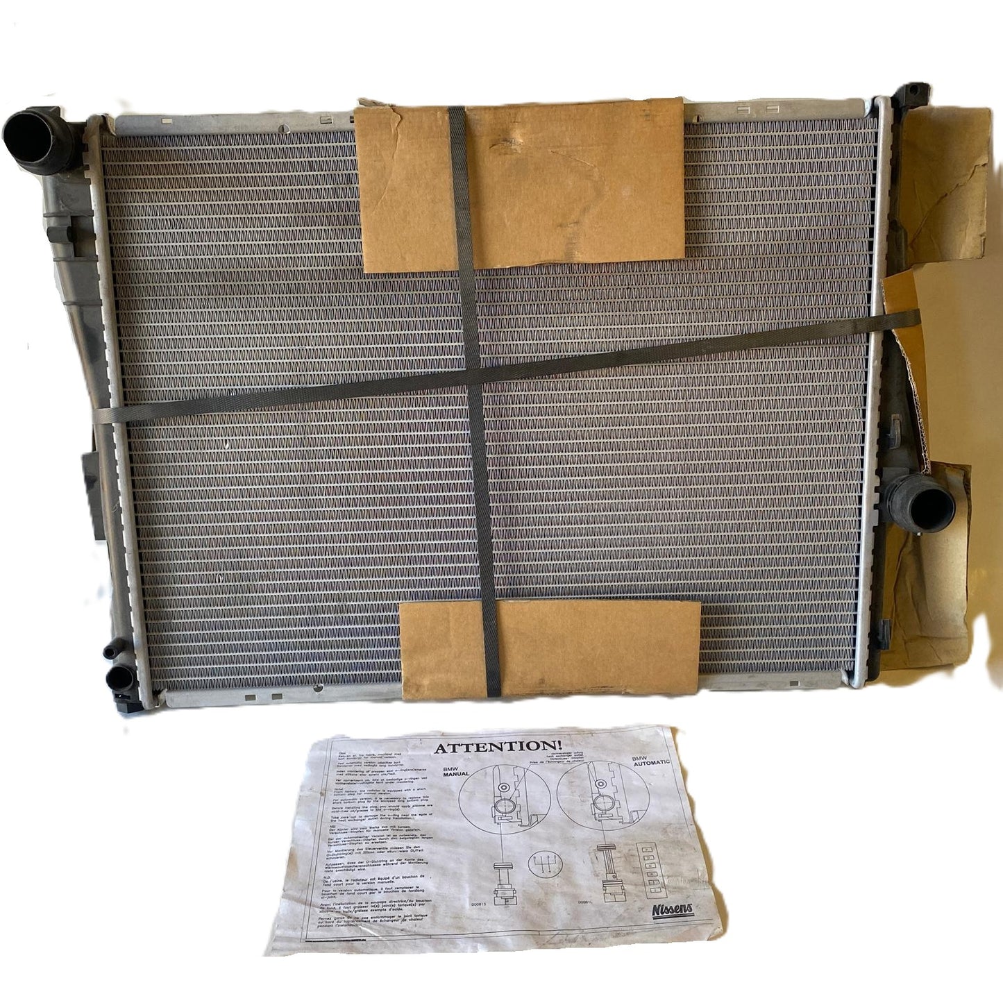 BMW Serie 3 E46 e Z4 E85 E86 Radiatore Motore Nissens Nuovo Adattabile 60782A - Raggi's Collectibles' Automotive Art