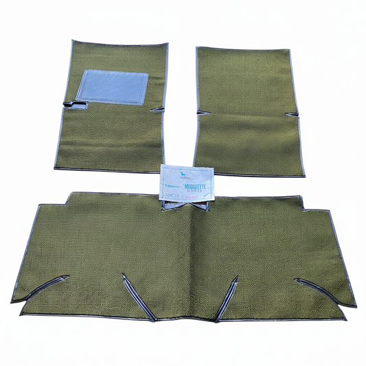 Lancia 2000 Coupé Set di Tappetini in Moquette Verde Modello Davis By Italianboy Nuovo Originale dell'Epoca - Raggi's Collectibles' Automotive Art