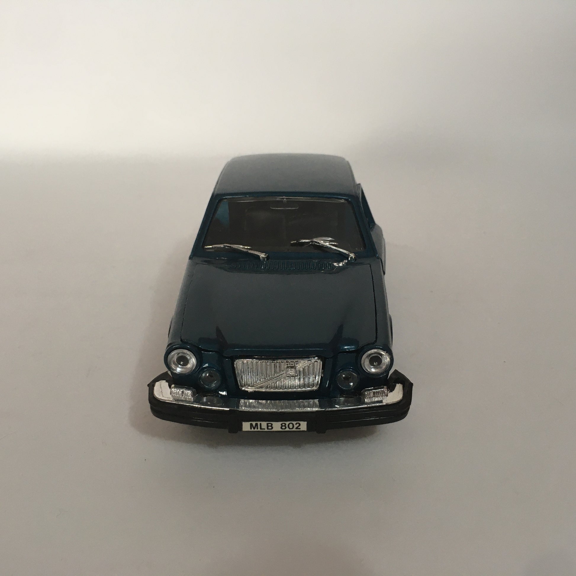 Volvo, Modellino in Metallo Pressofuso Polistil - Politoys S 20 anno 1974 - Volvo 164 E - 6 aperture, scala 1:25 Anni '70 - Raggi's Collectibles' Automotive Art