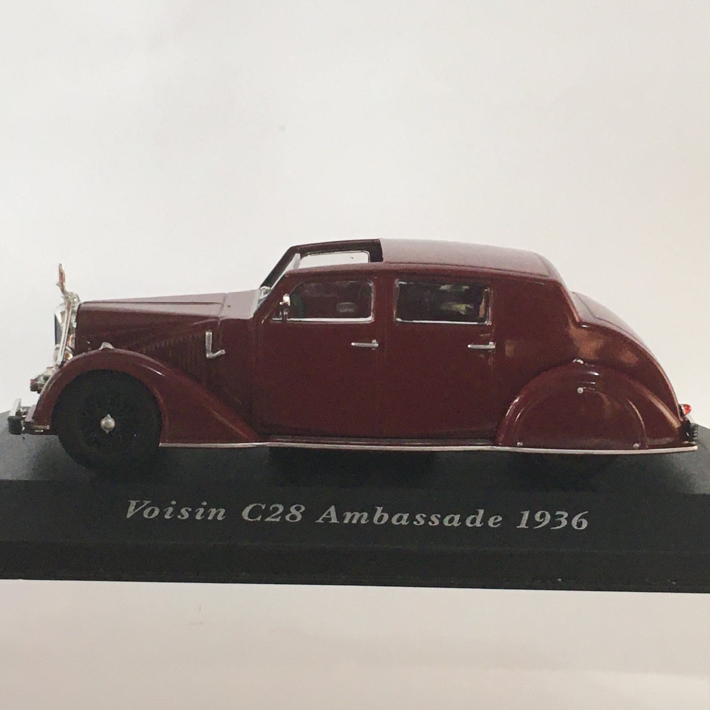 Altaya, Modellini in Metallo Pressofuso Peugeot 402 - Talbot Lago T1150SS - Voisin C28 Ambassador Scala 1:43