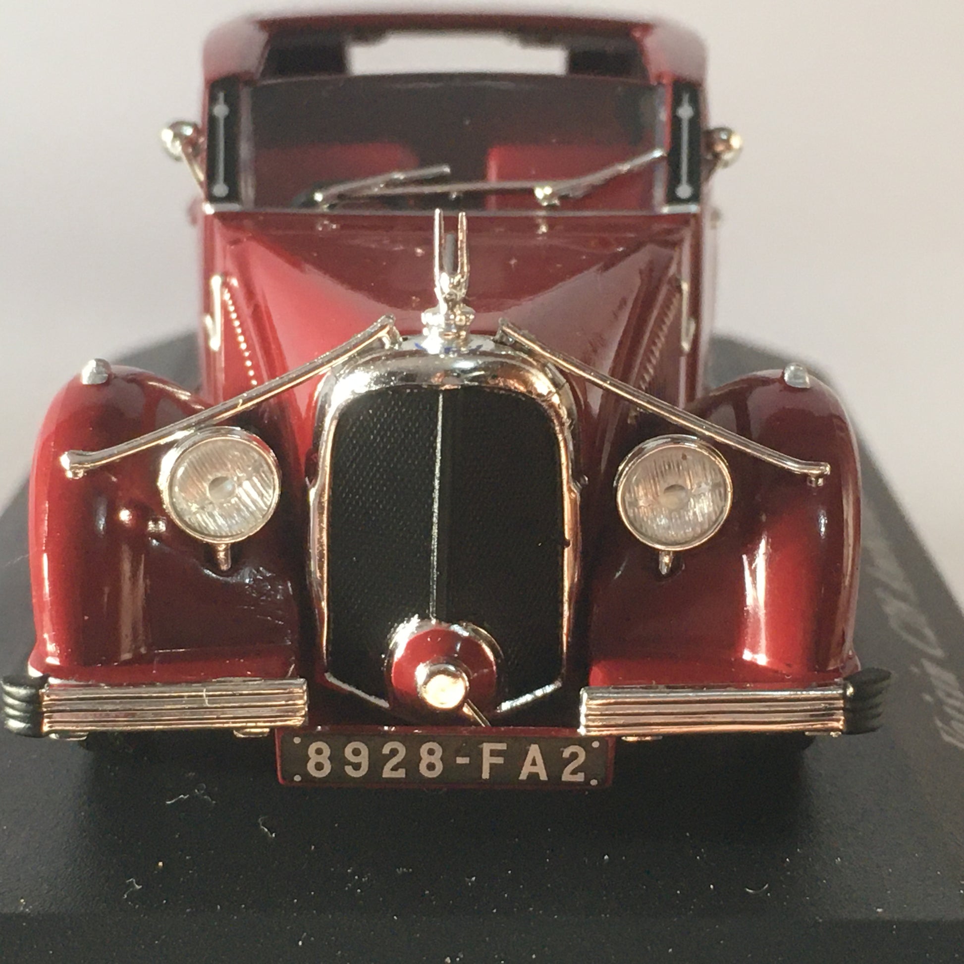 Altaya, Modellini in Metallo Pressofuso Peugeot 402 - Talbot Lago T1150SS - Voisin C28 Ambassador Scala 1:43 - Raggi's Collectibles' Automotive Art