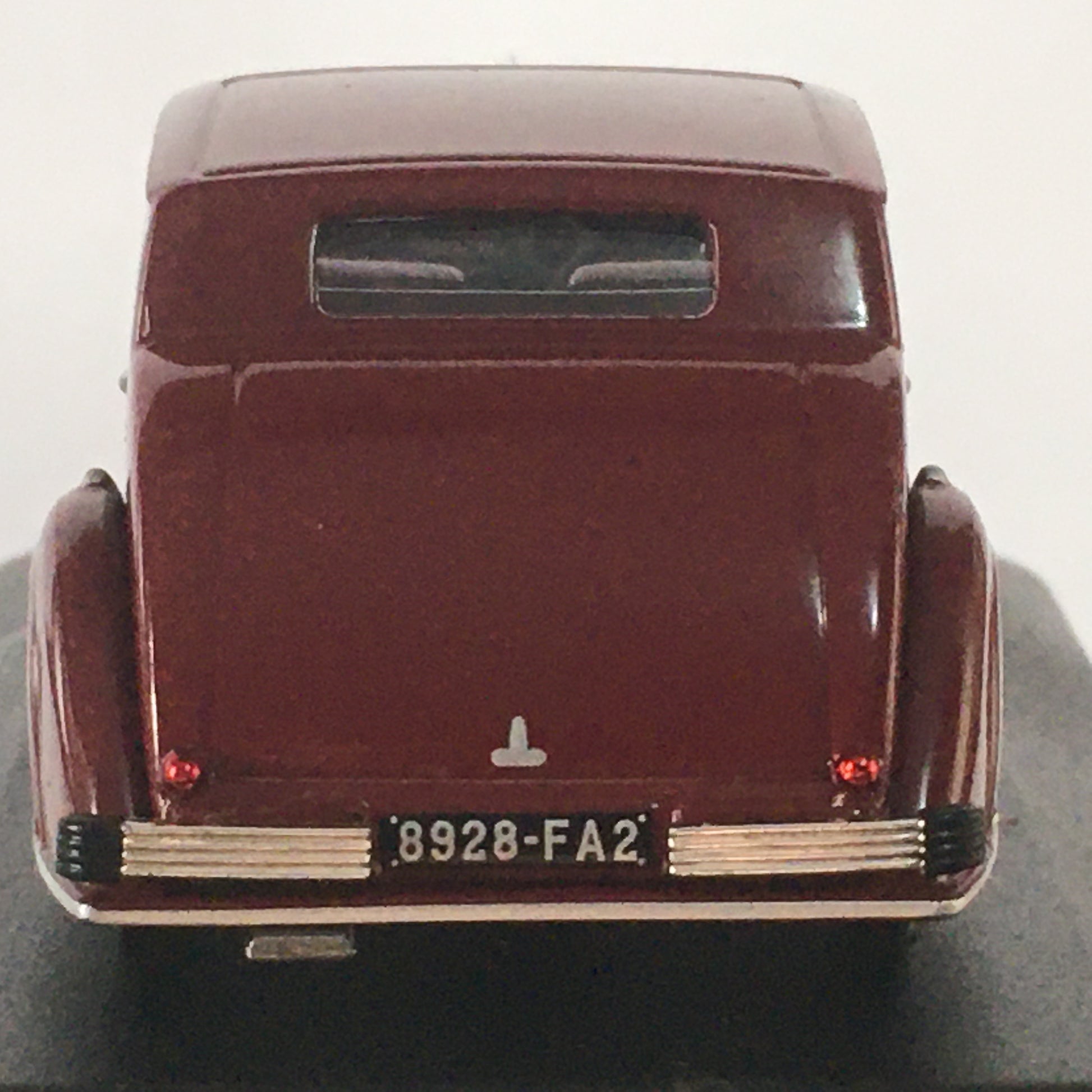 Altaya, Modellini in Metallo Pressofuso Peugeot 402 - Talbot Lago T1150SS - Voisin C28 Ambassador Scala 1:43 - Raggi's Collectibles' Automotive Art