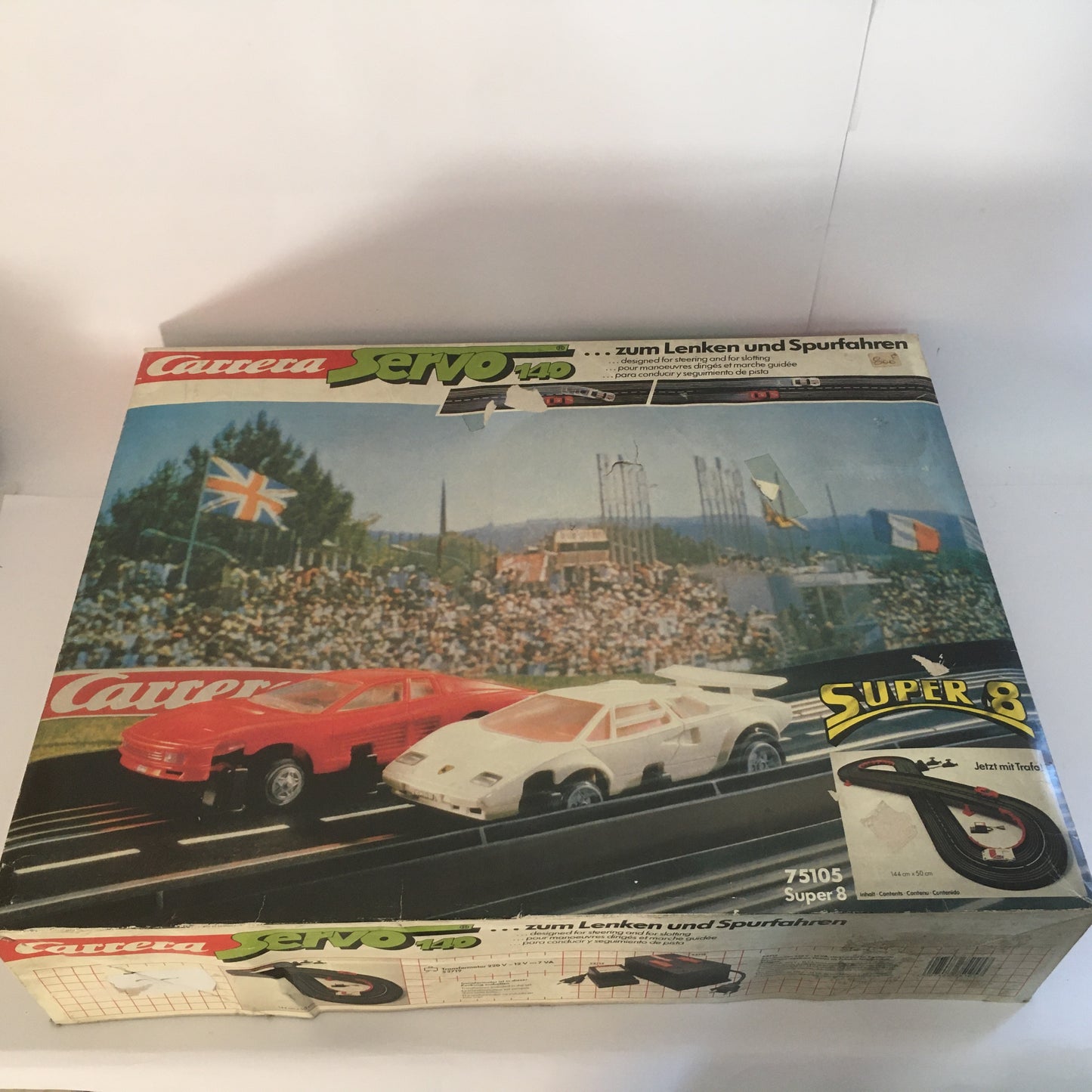 Carrera, Pista Servo 140Super 8 con Ferrari Testarossa e Lamborghini Countach - Raggi's Collectibles' Automotive Art