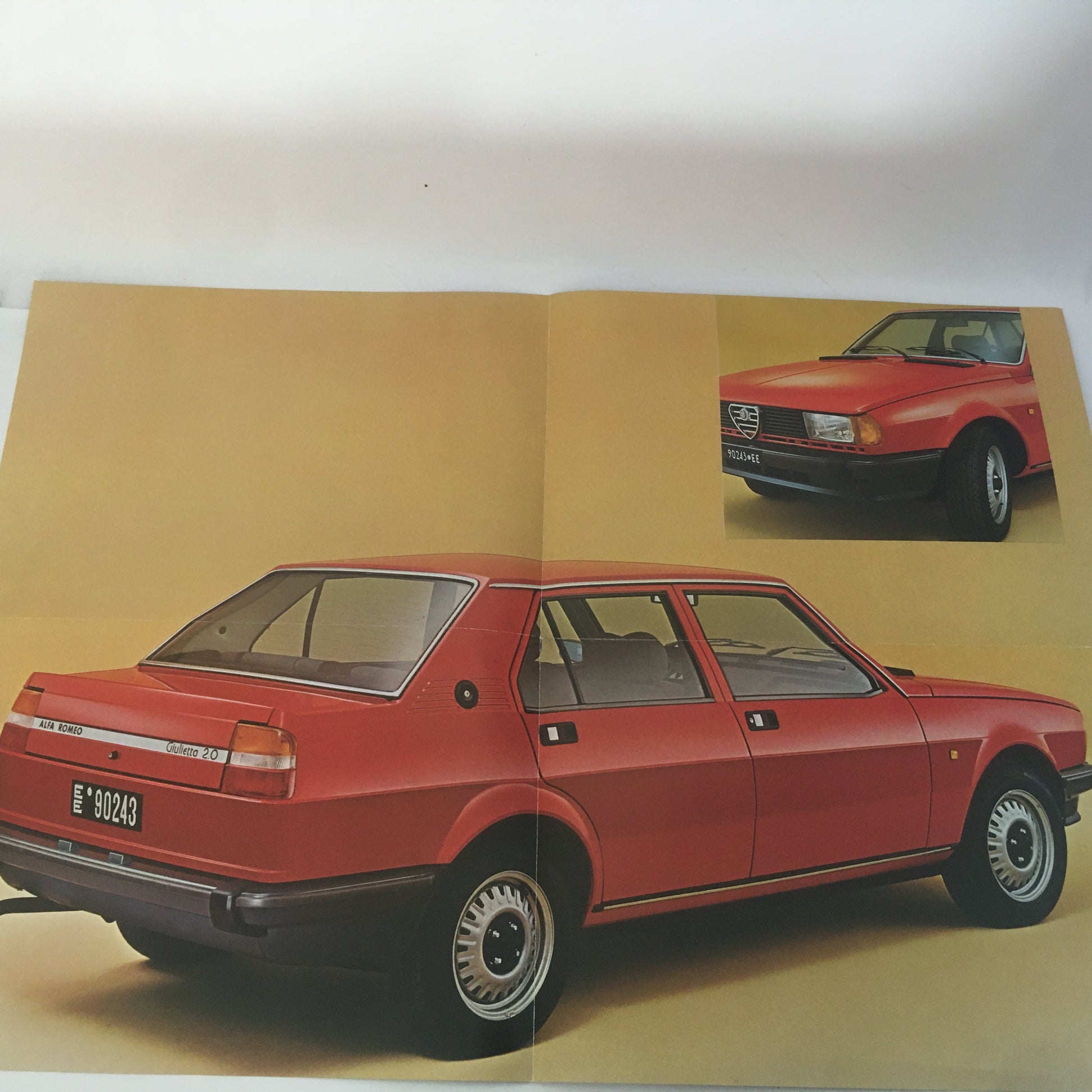 Alfa Romeo, Brochure Poster Giulietta 2.0, New Giulietta, Anni '70 '80, Lingua Inglese - Raggi's Collectibles' Automotive Art