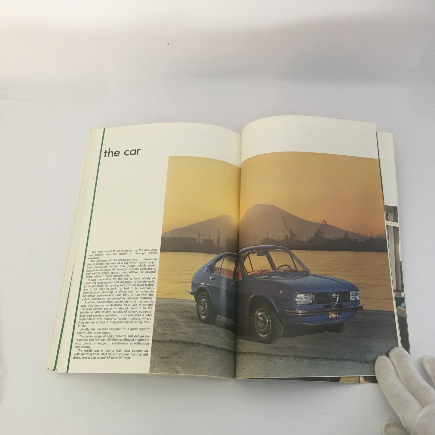 Alfa Romeo, Brochure Libro, Progetto Alfasud e Realizzazione Stabilimento di Pomigliano D'Arco, Anni '70