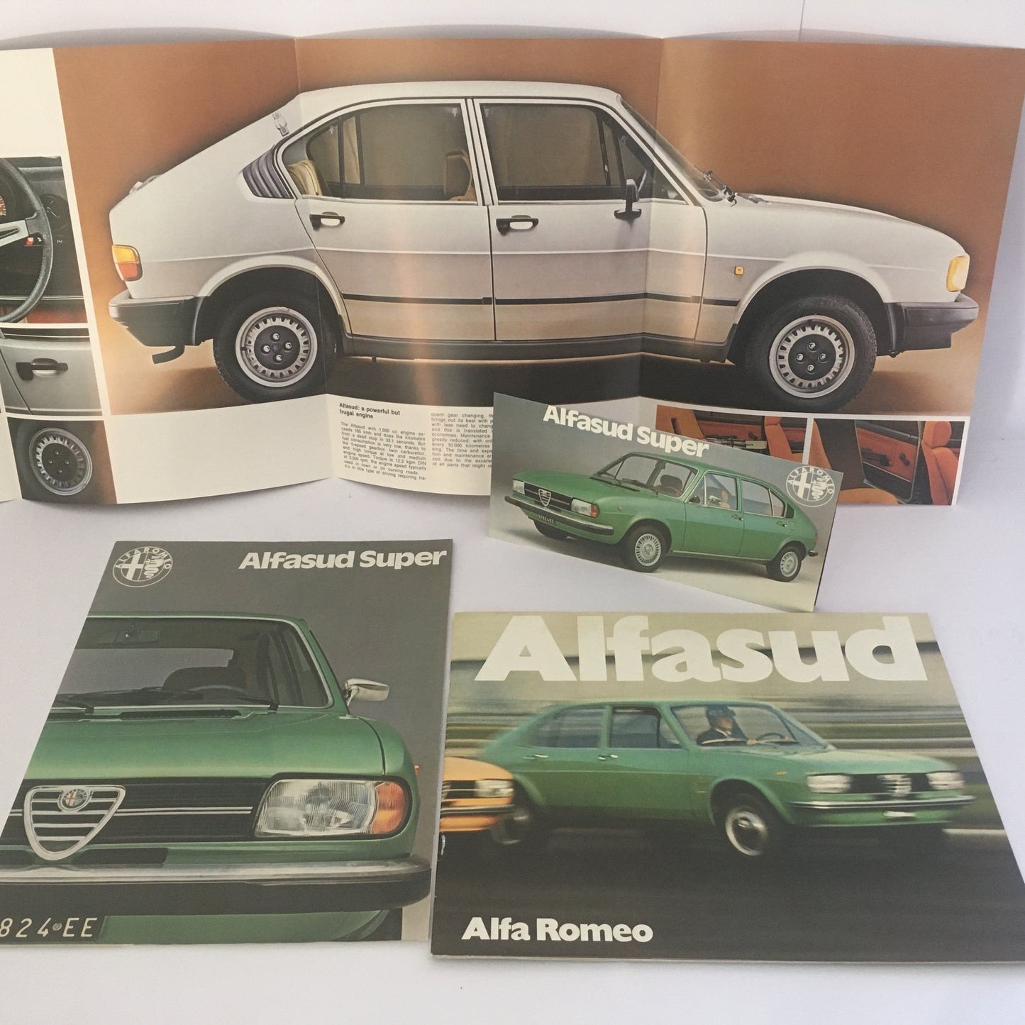 Alfa Romeo, Brochure Alfasud Super 1.3 Alfasud Super 1.5 Alfasud 1.3 1.5 5 Marce, Anni '70 '80 - Raggi's Collectibles' Automotive Art