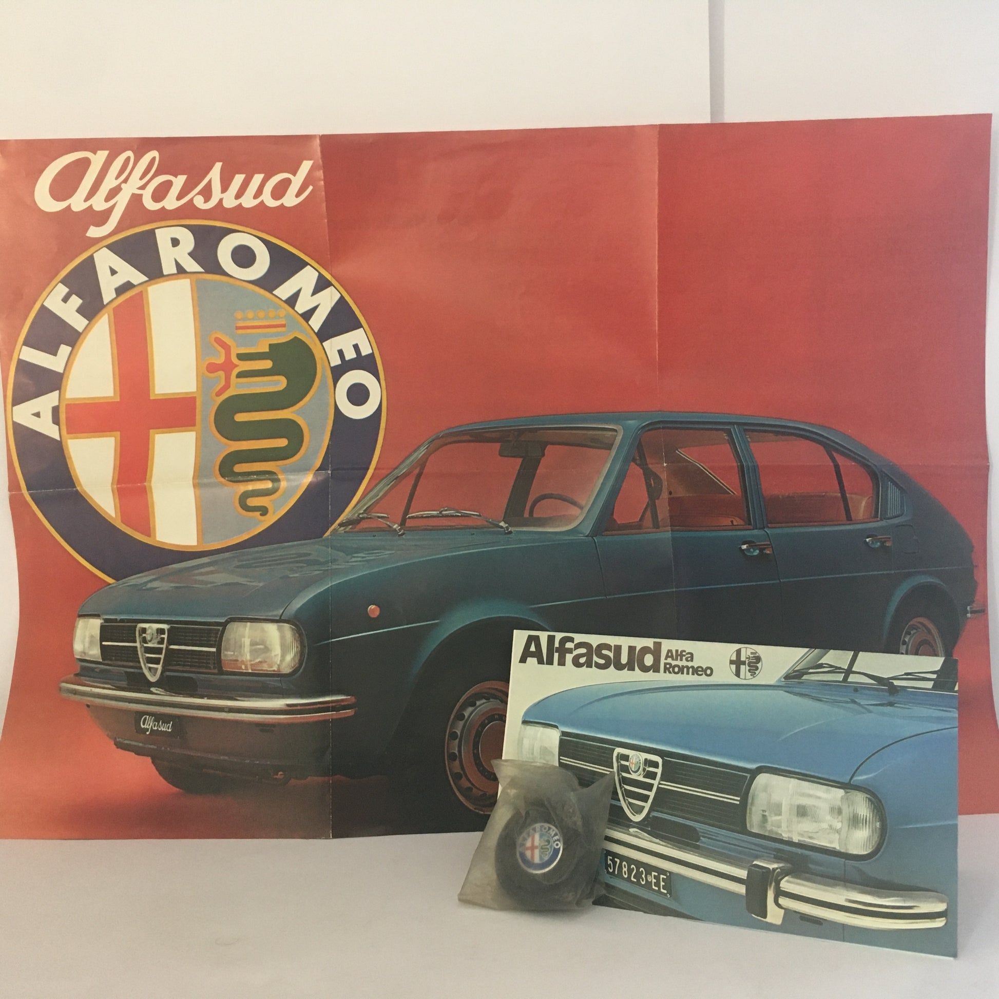 Alfa Romeo, Brochure Poster Alfasud, Lingua Inglese, Anni'70 - Raggi's Collectibles' Automotive Art